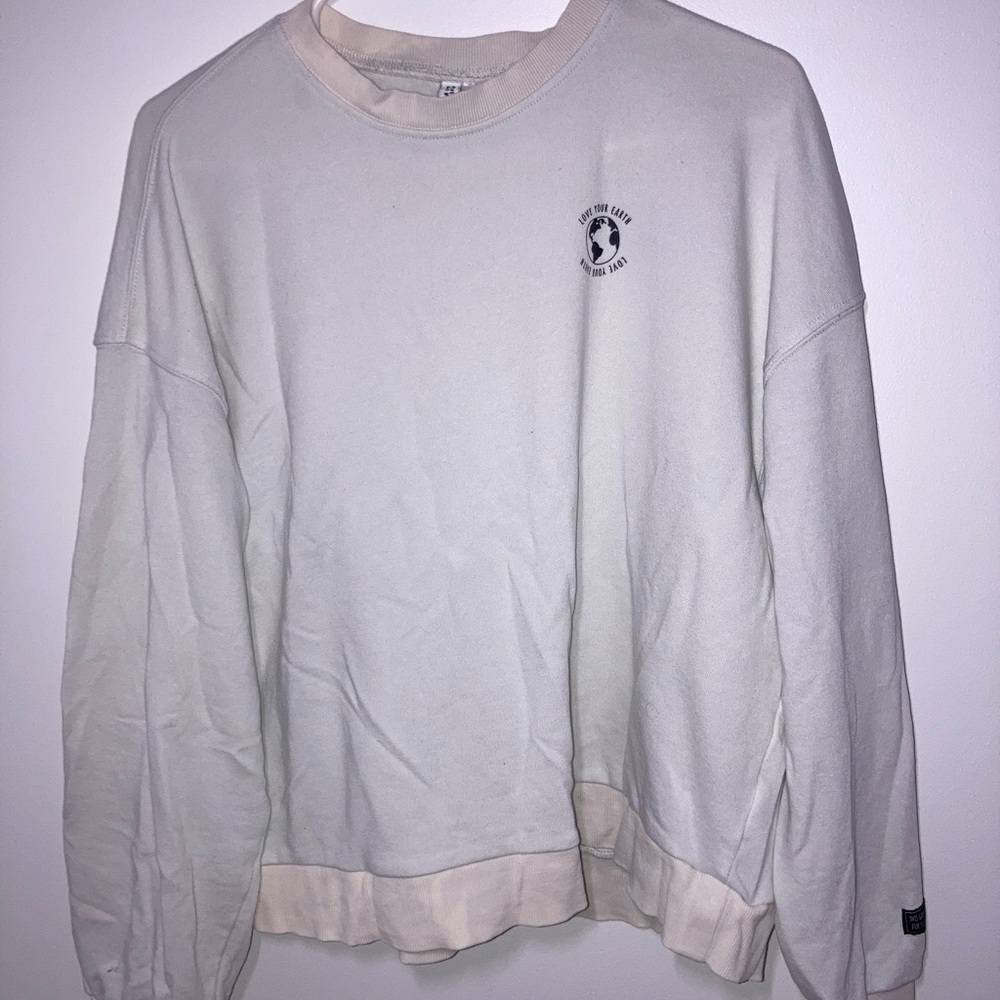 Crew neck sweater